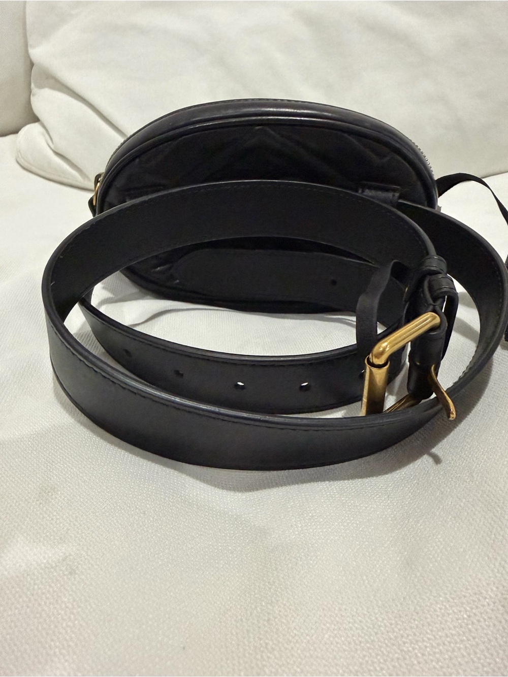 Gucci Black Quilted GG Marmont Oval Crossbody Belt Bag - Picture 2 of 8